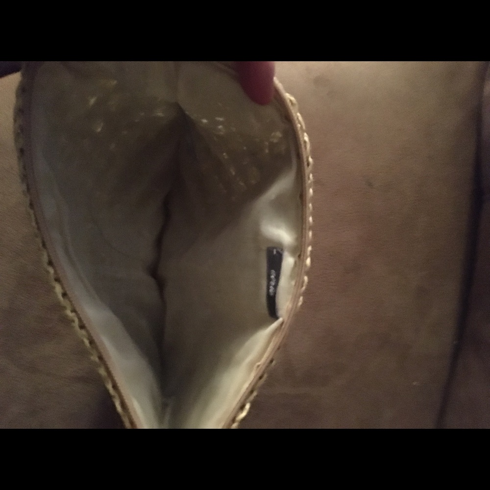 Purse - Picture 2 of 2